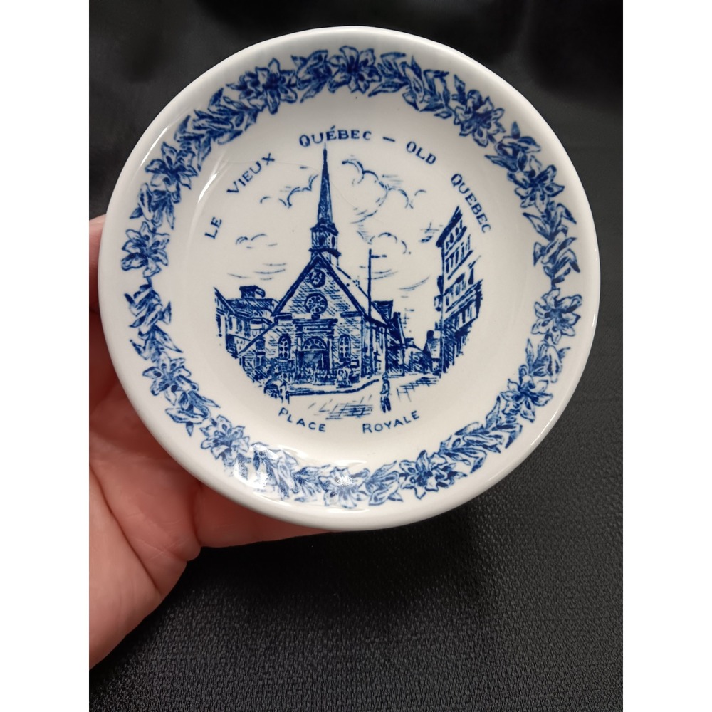 Vintage Wood Sons Old Quebec Le‎ Vieux Place Royale Blue White Ironstone Plate
